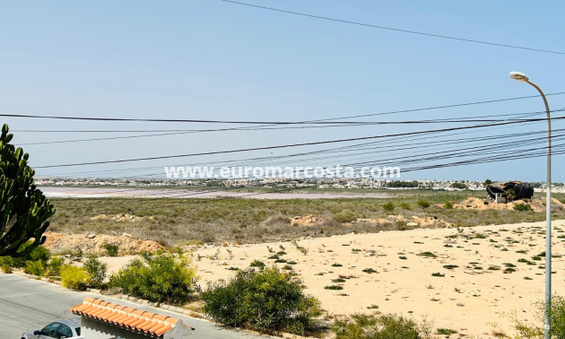 Objekte zum Wiederverkauf - Stadthaus - Torrevieja - TORREVIEJA