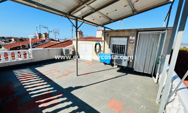 Objekte zum Wiederverkauf - Stadthaus - Torrevieja - TORREVIEJA