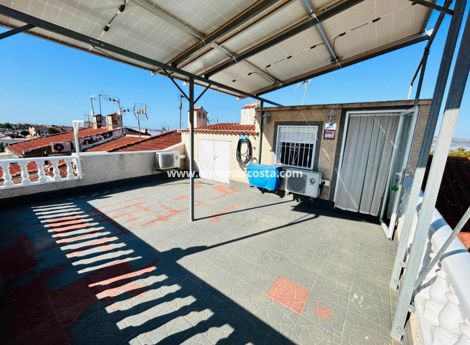 Objekte zum Wiederverkauf - Stadthaus - Torrevieja - TORREVIEJA