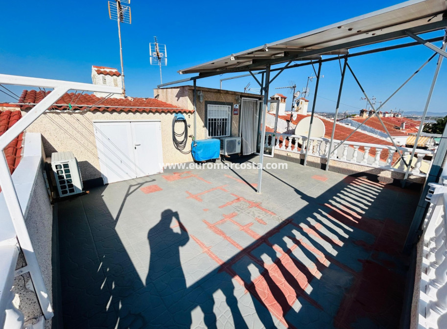 Objekte zum Wiederverkauf - Stadthaus - Torrevieja - TORREVIEJA