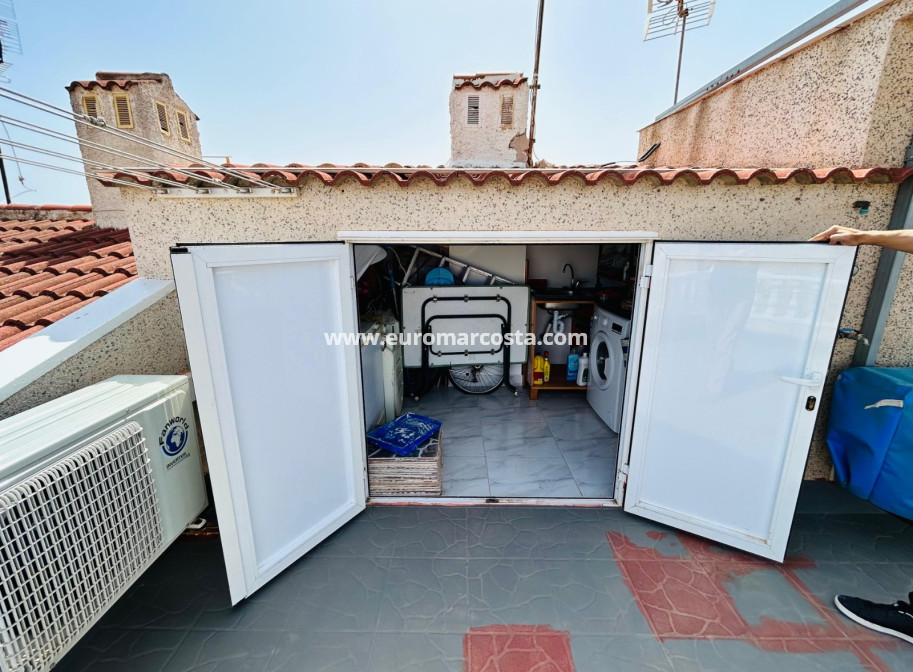 Objekte zum Wiederverkauf - Stadthaus - Torrevieja - TORREVIEJA
