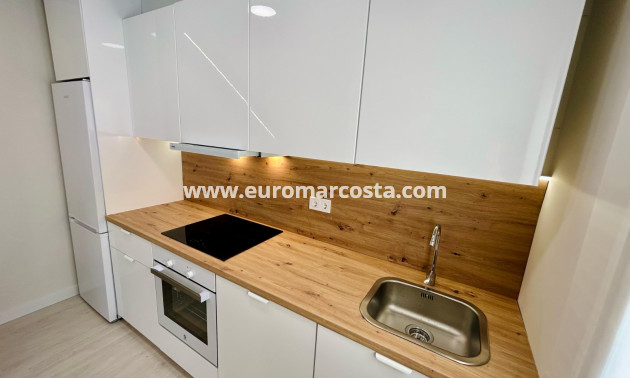 Objekte zum Wiederverkauf - Wohnung - Torrevieja - TORREVIEJA