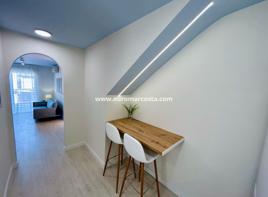 Objekte zum Wiederverkauf - Wohnung - Torrevieja - TORREVIEJA