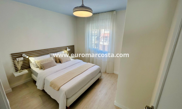 Objekte zum Wiederverkauf - Wohnung - Torrevieja - TORREVIEJA