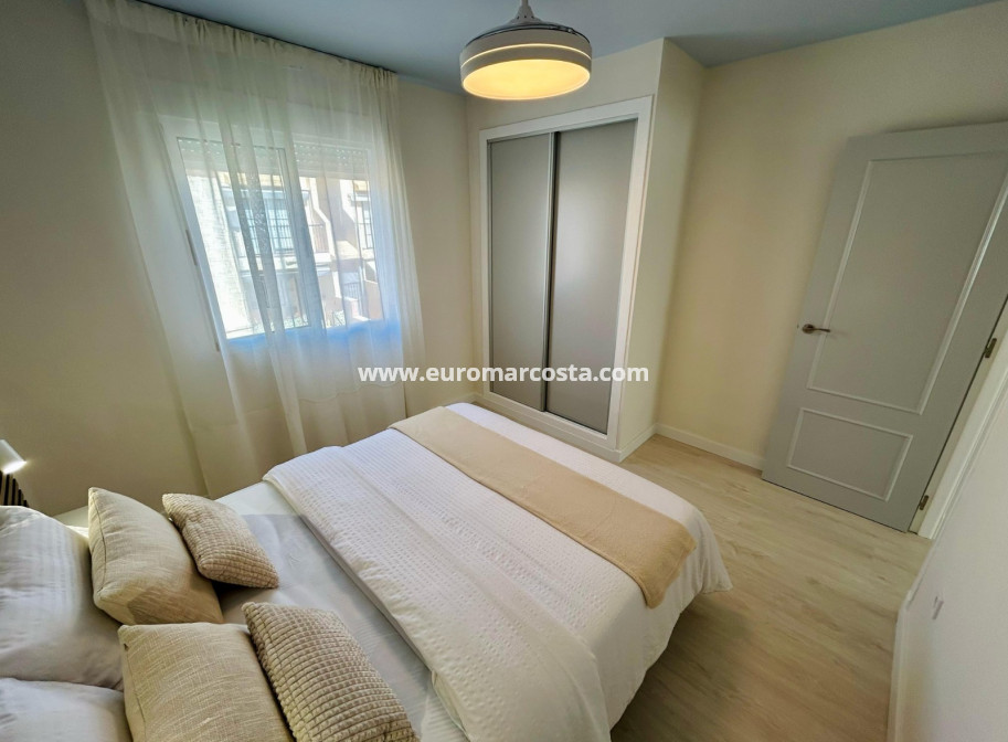 Objekte zum Wiederverkauf - Wohnung - Torrevieja - TORREVIEJA
