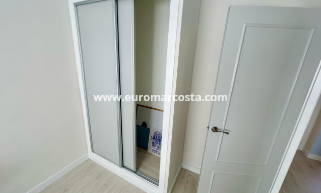 Objekte zum Wiederverkauf - Wohnung - Torrevieja - TORREVIEJA