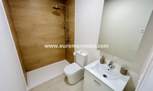 Objekte zum Wiederverkauf - Wohnung - Torrevieja - TORREVIEJA