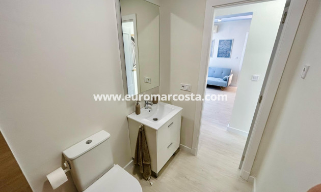 Objekte zum Wiederverkauf - Wohnung - Torrevieja - TORREVIEJA