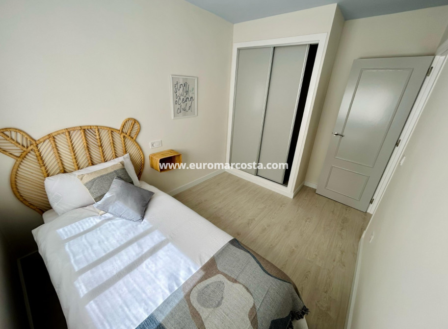 Objekte zum Wiederverkauf - Wohnung - Torrevieja - TORREVIEJA