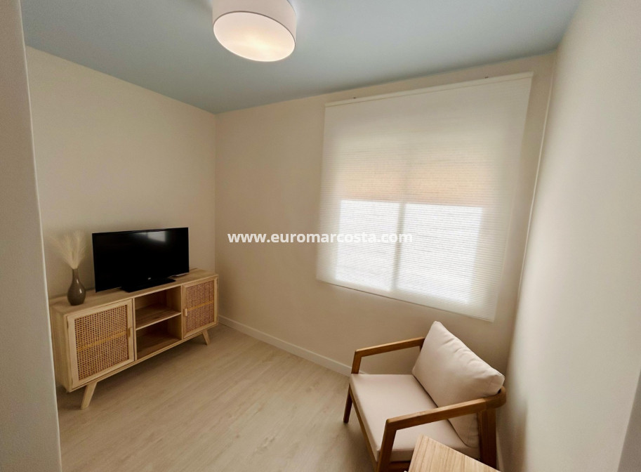 Objekte zum Wiederverkauf - Wohnung - Torrevieja - TORREVIEJA