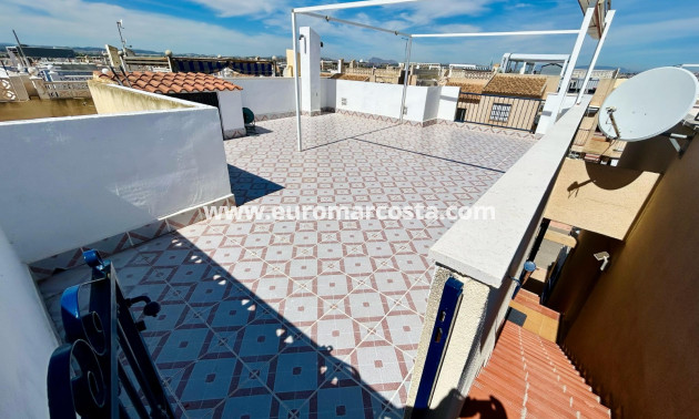 Objekte zum Wiederverkauf - Wohnung - Torrevieja - TORREVIEJA