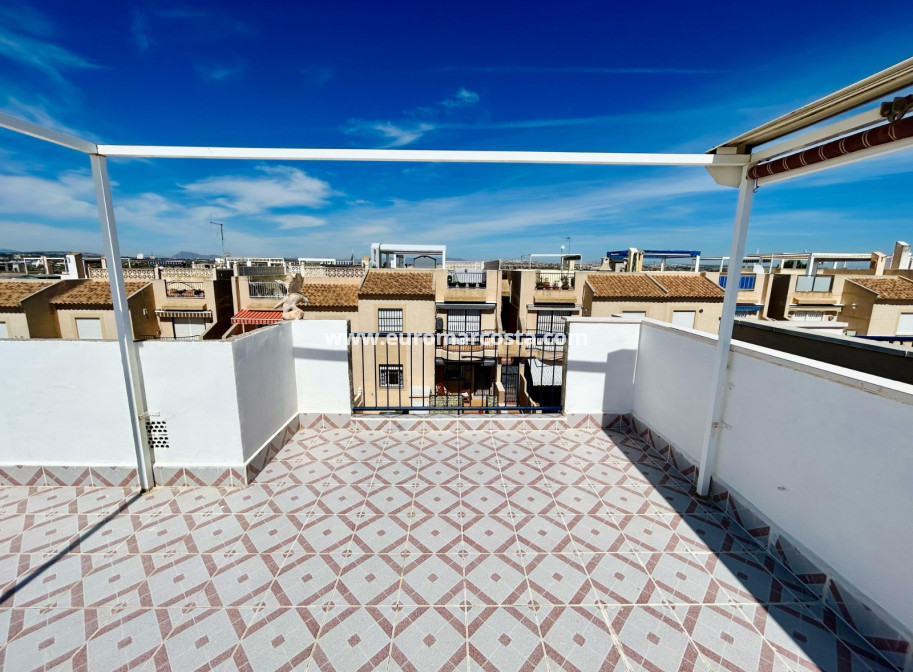 Objekte zum Wiederverkauf - Wohnung - Torrevieja - TORREVIEJA