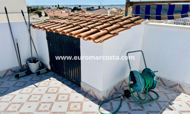 Objekte zum Wiederverkauf - Wohnung - Torrevieja - TORREVIEJA