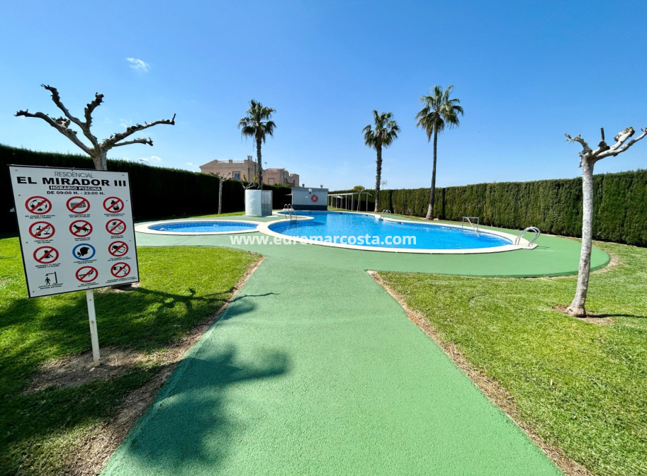 Objekte zum Wiederverkauf - Wohnung - Torrevieja - TORREVIEJA