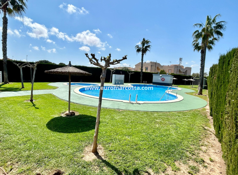 Objekte zum Wiederverkauf - Wohnung - Torrevieja - TORREVIEJA