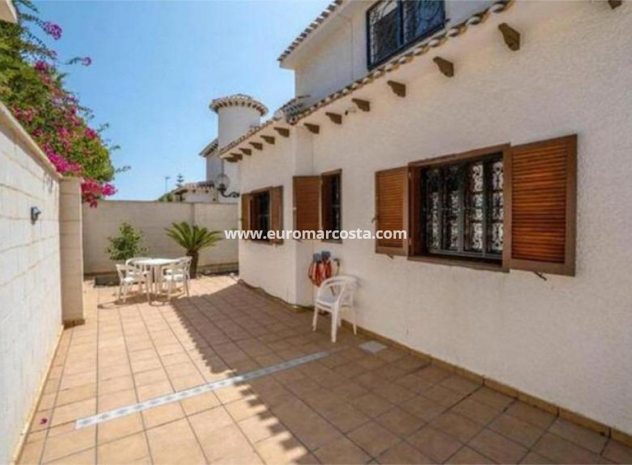 Sale - Townhouse - Orihuela Costa