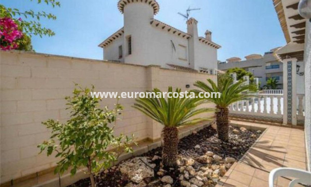 Sale - Townhouse - Orihuela Costa
