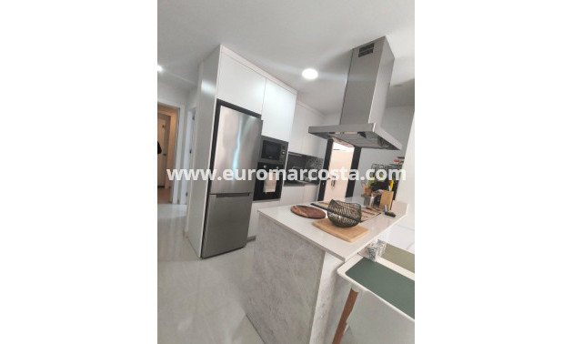 Objekte zum Wiederverkauf - Wohnung - Torrevieja - TORREVIEJA