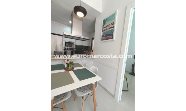 Objekte zum Wiederverkauf - Wohnung - Torrevieja - TORREVIEJA