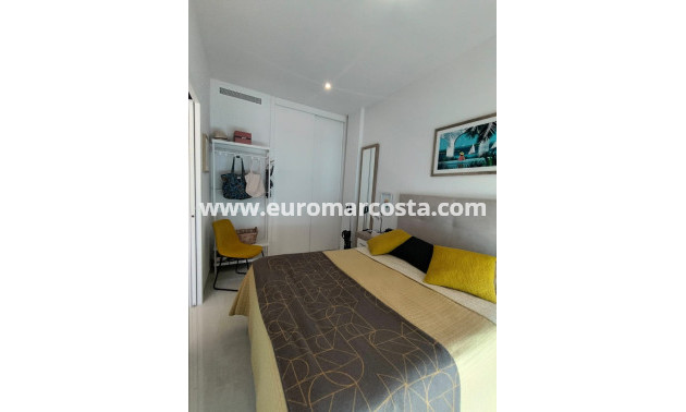 Objekte zum Wiederverkauf - Wohnung - Torrevieja - TORREVIEJA