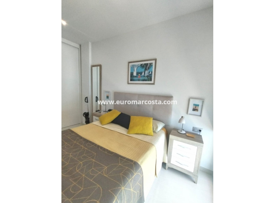 Objekte zum Wiederverkauf - Wohnung - Torrevieja - TORREVIEJA