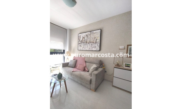 Objekte zum Wiederverkauf - Wohnung - Torrevieja - TORREVIEJA