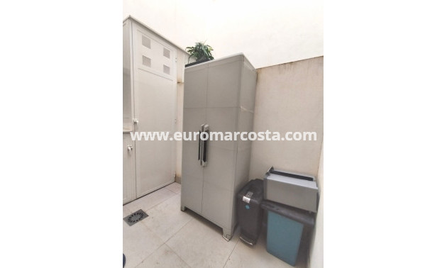 Objekte zum Wiederverkauf - Wohnung - Torrevieja - TORREVIEJA