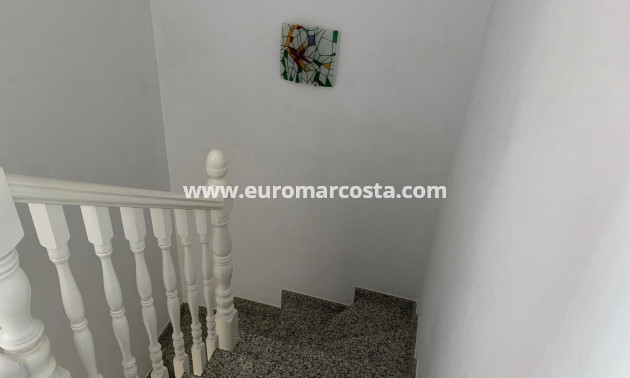 Objekte zum Wiederverkauf - Villa freitstehend - Guardamar del Segura
