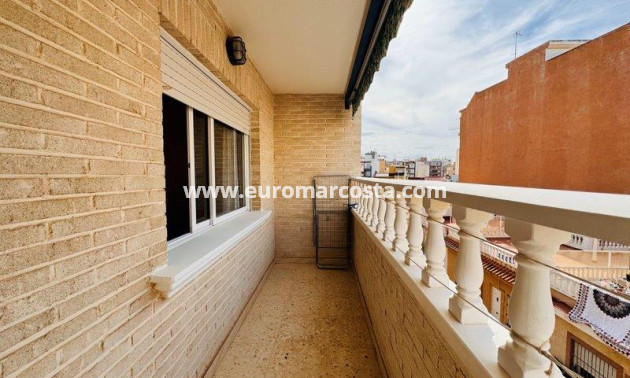 Venta - Apartamento / piso - La Mata