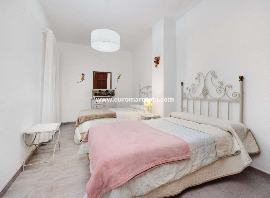 Sale - Apartment / flat - Torrevieja - TORREVIEJA