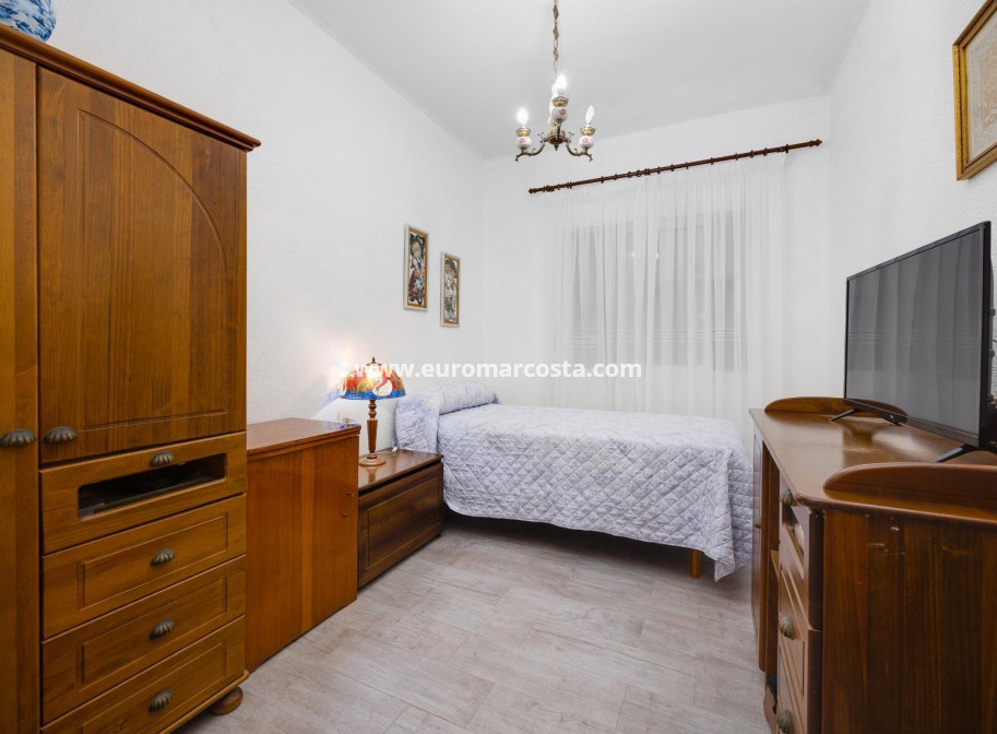 Sale - Apartment / flat - Torrevieja - TORREVIEJA