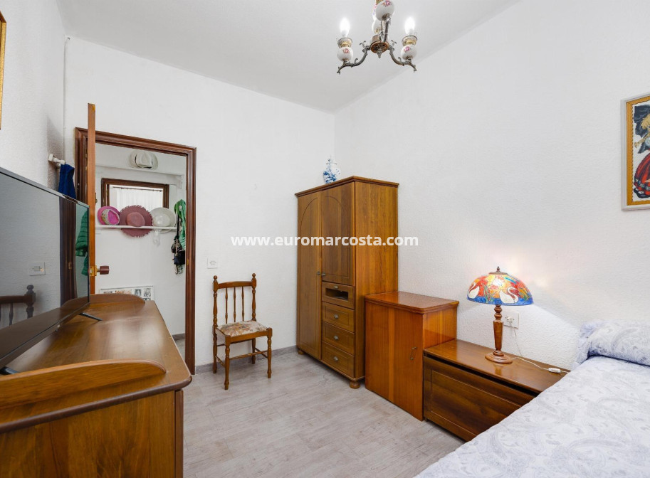 Sale - Apartment / flat - Torrevieja - TORREVIEJA