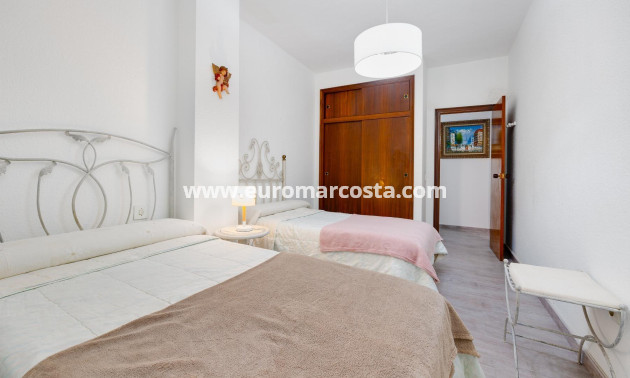 Sale - Apartment / flat - Torrevieja - TORREVIEJA