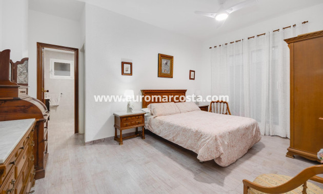 Sale - Apartment / flat - Torrevieja - TORREVIEJA