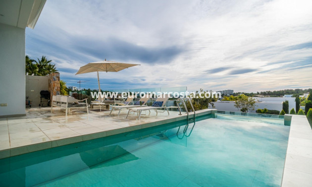 Objekte zum Wiederverkauf - Villa freitstehend - Orihuela - Las Colinas Golf