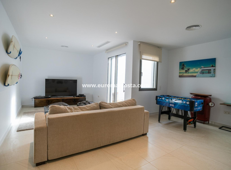 Objekte zum Wiederverkauf - Villa freitstehend - Orihuela - Las Colinas Golf