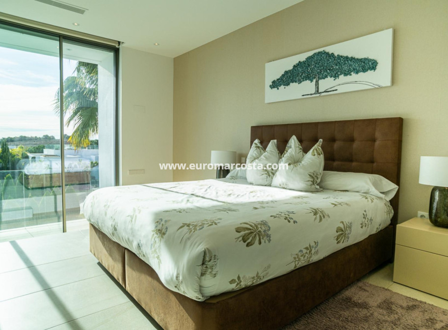 Objekte zum Wiederverkauf - Villa freitstehend - Orihuela - Las Colinas Golf