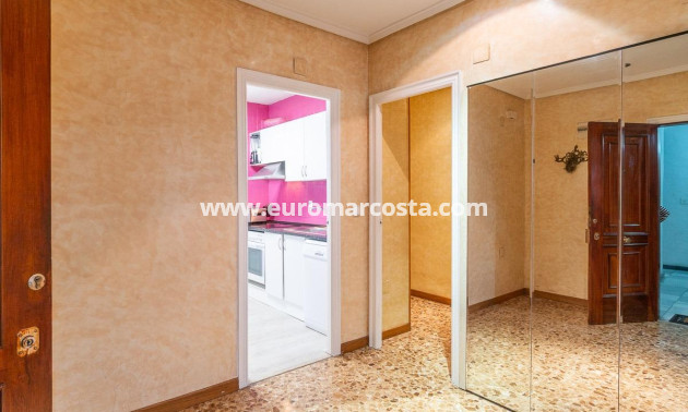 Objekte zum Wiederverkauf - Wohnung - Torrevieja - TORREVIEJA