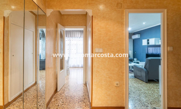 Objekte zum Wiederverkauf - Wohnung - Torrevieja - TORREVIEJA