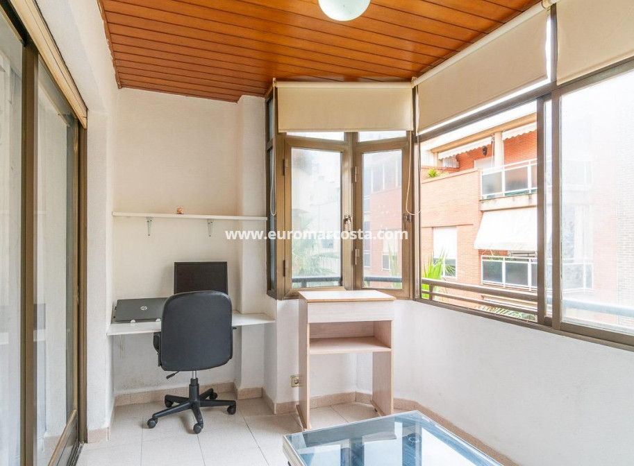 Objekte zum Wiederverkauf - Wohnung - Torrevieja - TORREVIEJA
