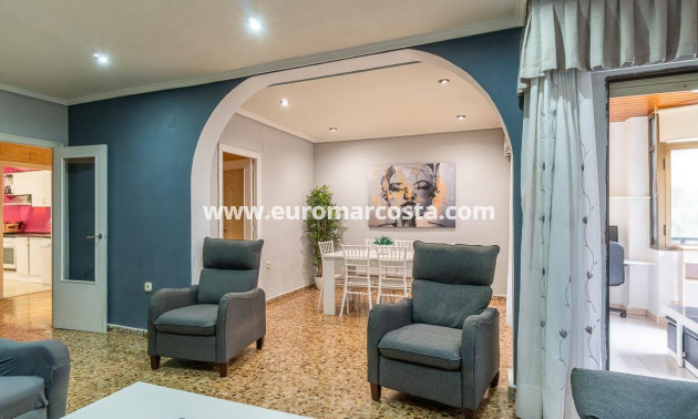 Objekte zum Wiederverkauf - Wohnung - Torrevieja - TORREVIEJA