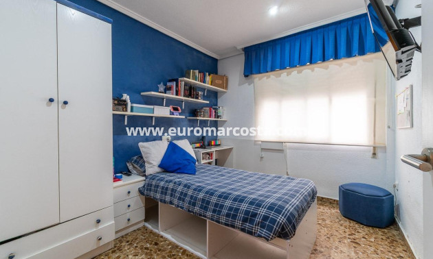 Objekte zum Wiederverkauf - Wohnung - Torrevieja - TORREVIEJA