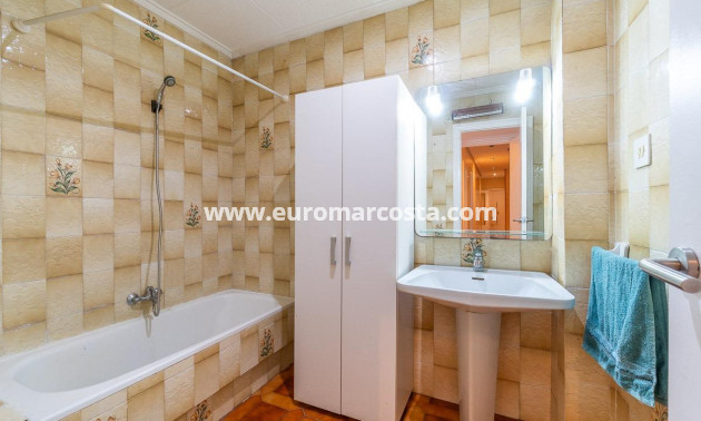 Objekte zum Wiederverkauf - Wohnung - Torrevieja - TORREVIEJA