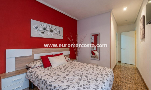 Objekte zum Wiederverkauf - Wohnung - Torrevieja - TORREVIEJA