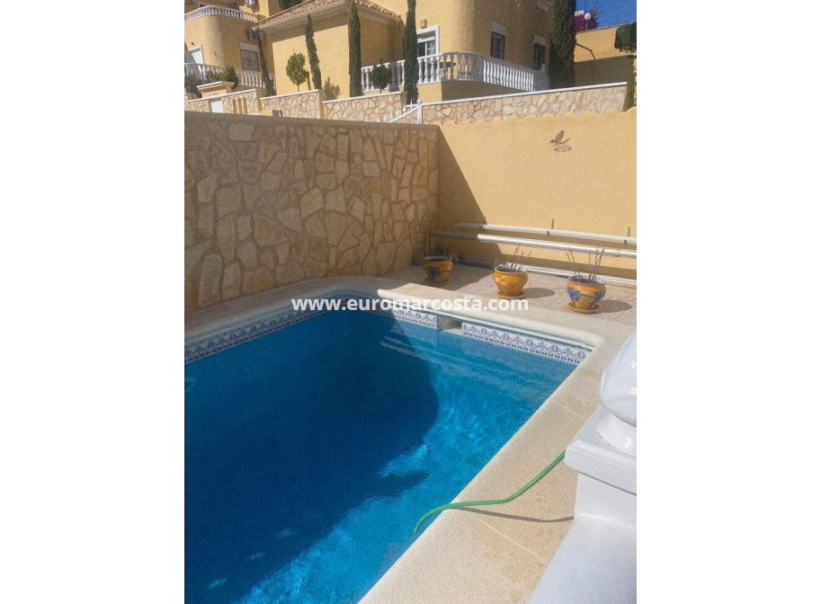 Sale - Apartment / flat - Orihuela Costa