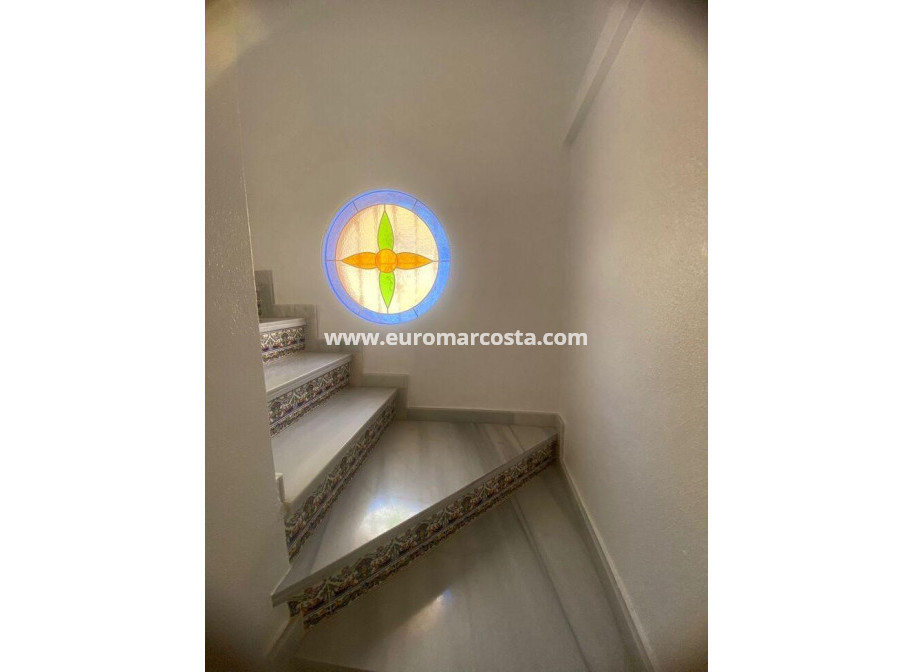 Sale - Apartment / flat - Orihuela Costa