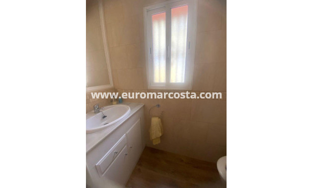 Sale - Apartment / flat - Orihuela Costa