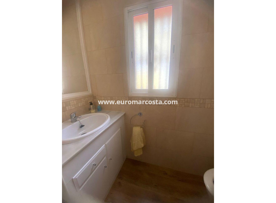 Sale - Apartment / flat - Orihuela Costa