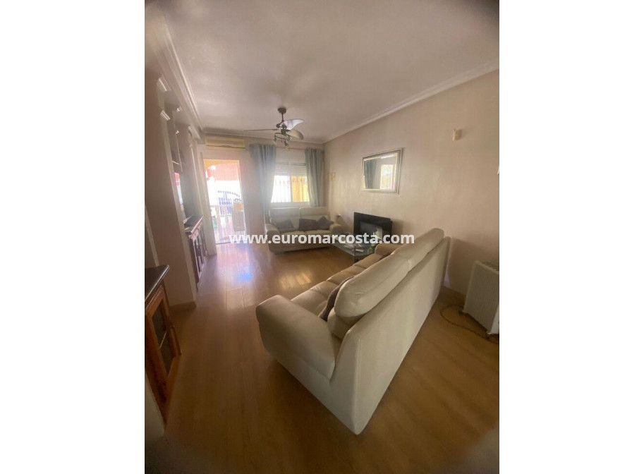 Sale - Apartment / flat - Orihuela Costa
