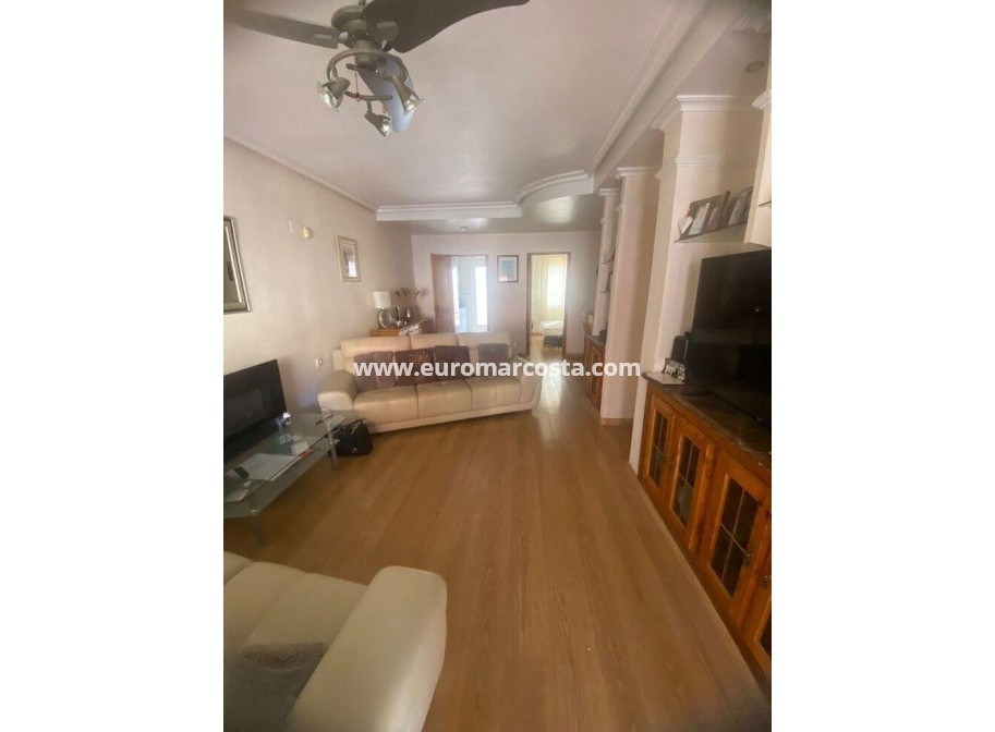 Sale - Apartment / flat - Orihuela Costa